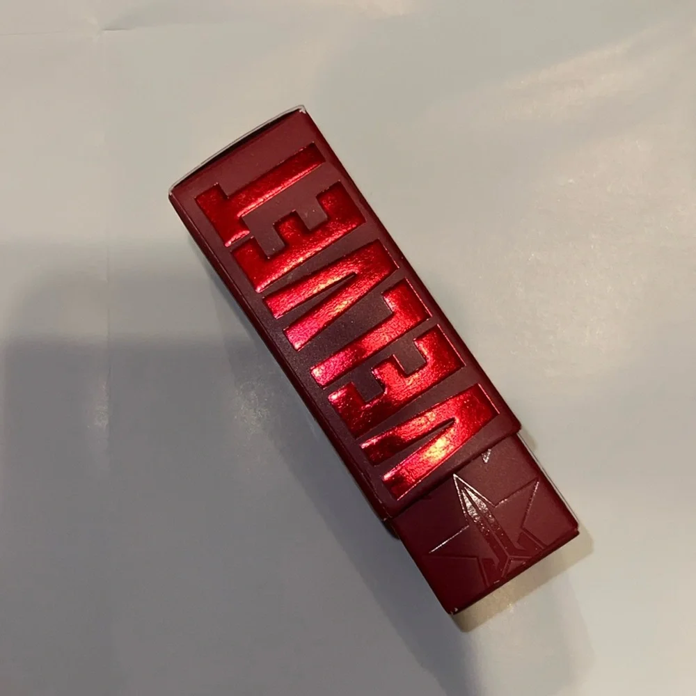NIB Jeffree Star Cosmetics Velvet Trap Lipstick Mouse Trap